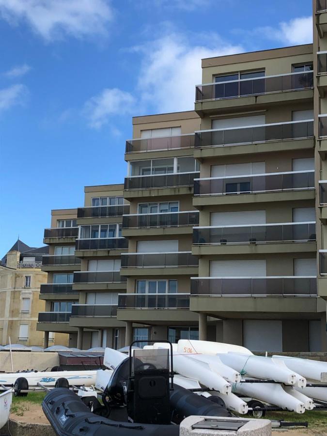 Le Cezembre, Au Pied De La Plage Saint-Malo Eksteriør bilde
