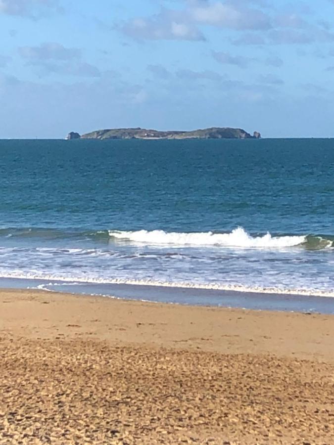 Le Cezembre, Au Pied De La Plage Saint-Malo Eksteriør bilde